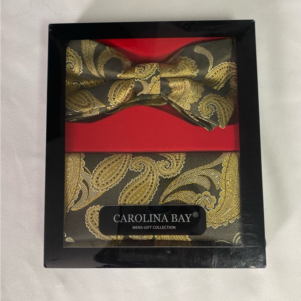 Bow tie and handkerchief set NEW